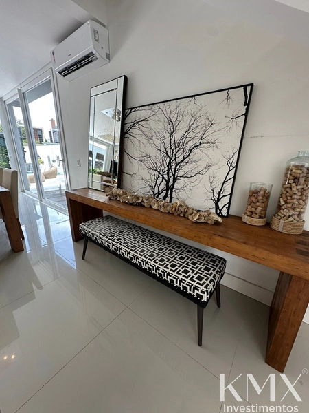 🏡✨ SOBRADO À VENDA NO CONDOMÍNIO QUINTAS DO LAGO: 3ª foto da galeria de imagens do imóvel