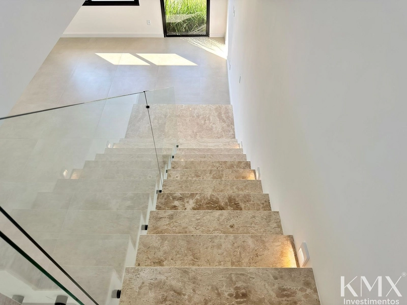 🏡✨ SOBRADO À VENDA NO CONDOMÍNIO NOVA XANGRI-LÁ: 3ª foto da galeria de imagens do imóvel