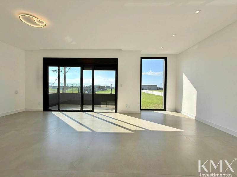 🏡✨ SOBRADO À VENDA NO CONDOMÍNIO NOVA XANGRI-LÁ: 6ª foto da galeria de imagens do imóvel