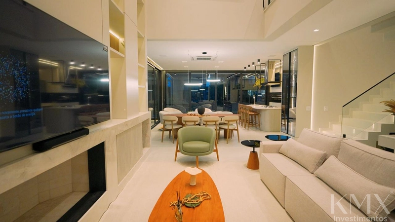 🏡✨ SOBRADO À VENDA NO CONDOMÍNIO CAPÃO ILHAS RESORT: 3ª foto da galeria de imagens do imóvel