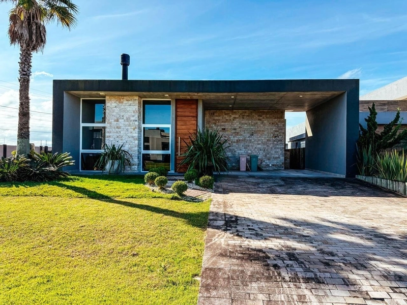 Casa no Condomínio Riviera, Xangri-Lá.: 1ª foto da galeria de imagens do imóvel