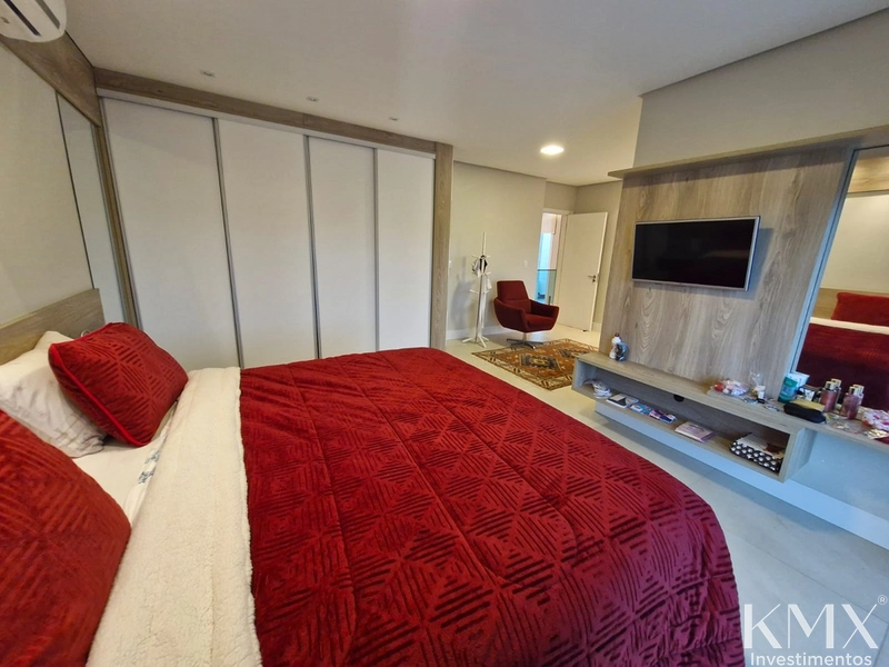 🌊 Sobrado Beira-Lago no Condomínio Enseada – Quadra A: 32ª foto da galeria de imagens do imóvel