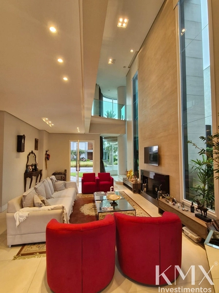 🌊 Sobrado Beira-Lago no Condomínio Enseada – Quadra A: 6ª foto da galeria de imagens do imóvel