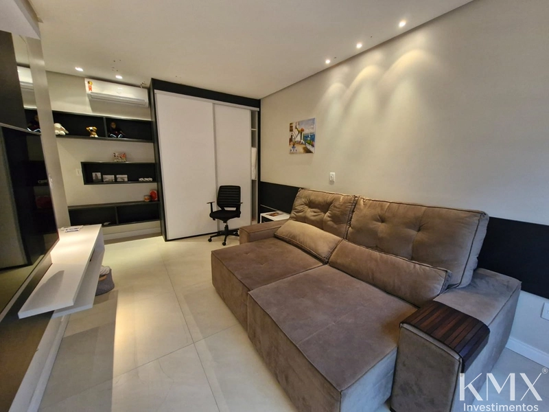 🌊 Sobrado Beira-Lago no Condomínio Enseada – Quadra A: 30ª foto da galeria de imagens do imóvel