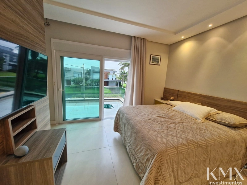 🌊 Sobrado Beira-Lago no Condomínio Enseada – Quadra A: 23ª foto da galeria de imagens do imóvel