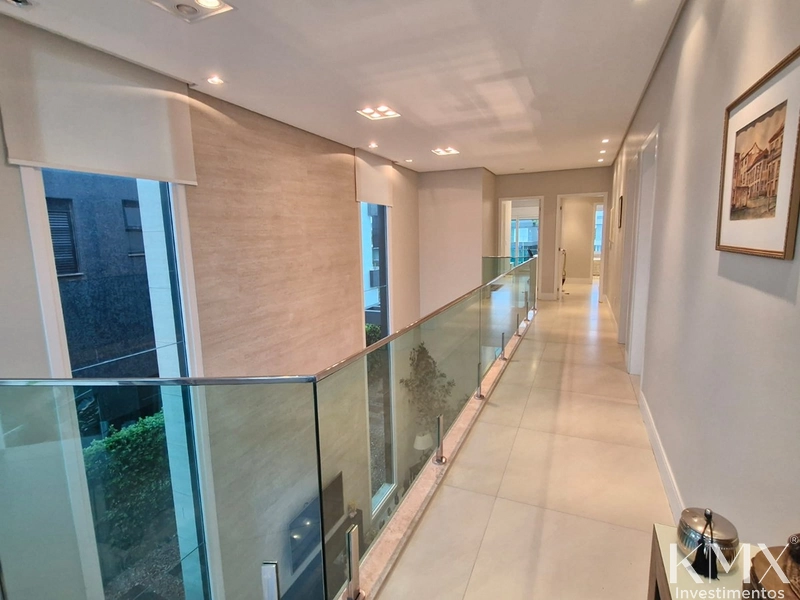 🌊 Sobrado Beira-Lago no Condomínio Enseada – Quadra A: 11ª foto da galeria de imagens do imóvel