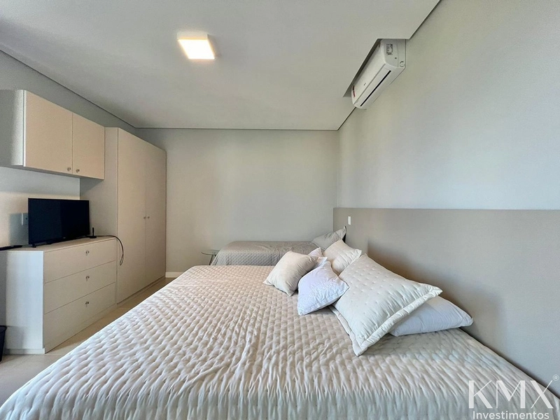 🏡✨ SOBRADO À VENDA NO CONDOMÍNIO CAPÃO ILHAS RESORT: 4ª foto da galeria de imagens do imóvel
