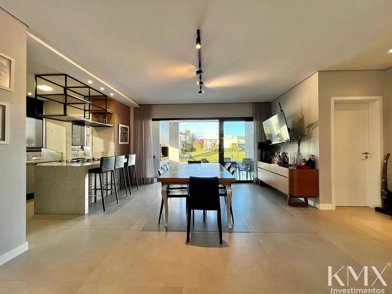 🏡✨ SOBRADO À VENDA NO CONDOMÍNIO CAPÃO ILHAS RESORT: 16ª foto da galeria de imagens do imóvel