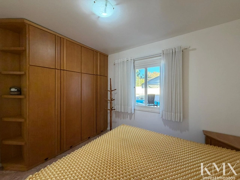 🏡 CASA TÉRREA COM PISCINA: 4ª foto da galeria de imagens do imóvel