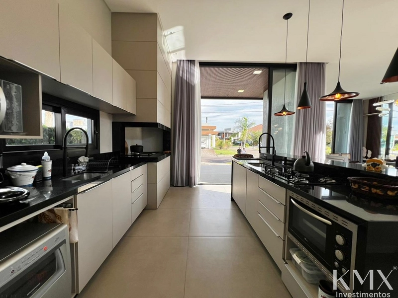  CASA À VENDA NO CONDOMÍNIO QUINTAS DO LAGO✨: 8ª foto da galeria de imagens do imóvel