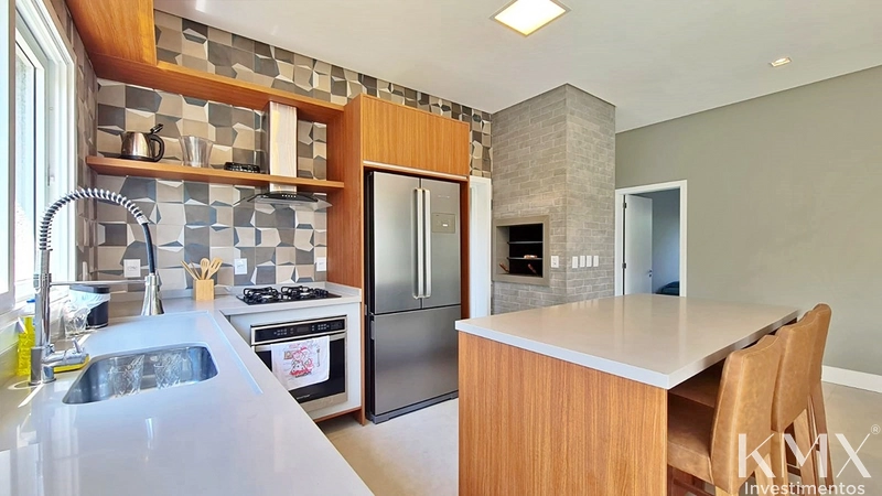 🏡✨ SOBRADO À VENDA NO CONDOMÍNIO CAPÃO ILHAS RESORT: 10ª foto da galeria de imagens do imóvel