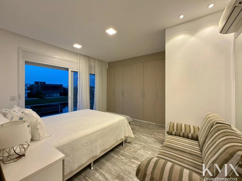 🏡✨ SOBRADO À VENDA NO CONDOMÍNIO ENSEADA LAGOS: 4ª foto da galeria de imagens do imóvel