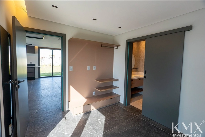 CASA À VENDA NO CONDOMÍNIO ARENAS 🌊💙: 6ª foto da galeria de imagens do imóvel