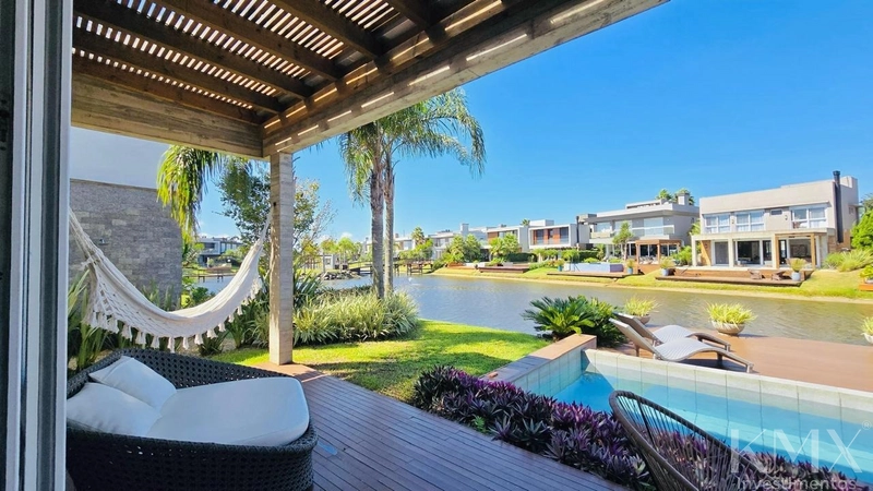 Sobrado, Malibú, Xangri-Lá: 23ª foto da galeria de imagens do imóvel