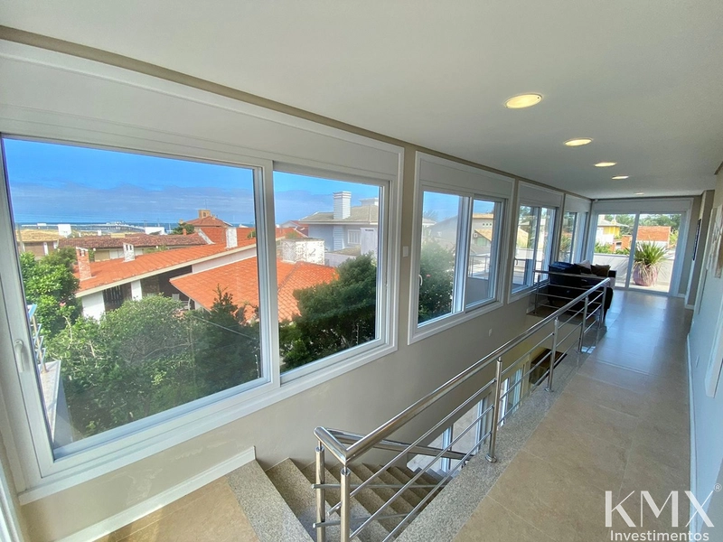 EXCELENTE CASA COM VISTA PARA O MAR À VENDA 🌊🏡: 11ª foto da galeria de imagens do imóvel