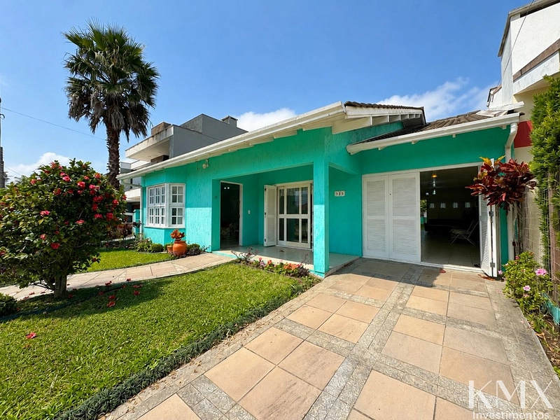 🌊✨ CASA CHARMOSA PRÓXIMA AO MAR ✨🌊: 1ª foto da galeria de imagens do imóvel