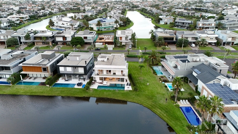 Sobrado em Condomínio Enseada, Xangri-Lá.: 3ª foto da galeria de imagens do imóvel