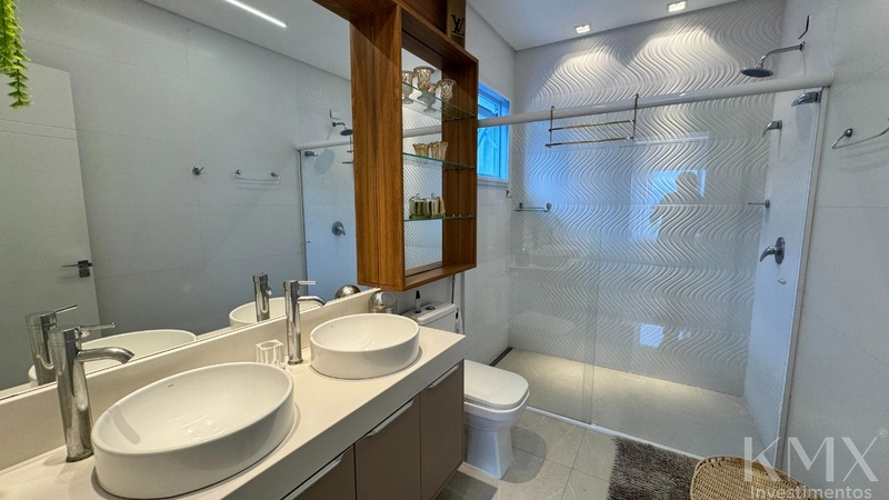 Sobrado em Condomínio Enseada, Xangri-Lá.: 26ª foto da galeria de imagens do imóvel