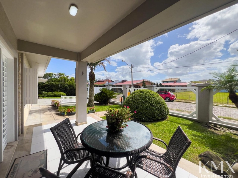 🏡✨ CASA A UMA QUADRA DO MAR COM VISTA : 4ª foto da galeria de imagens do imóvel