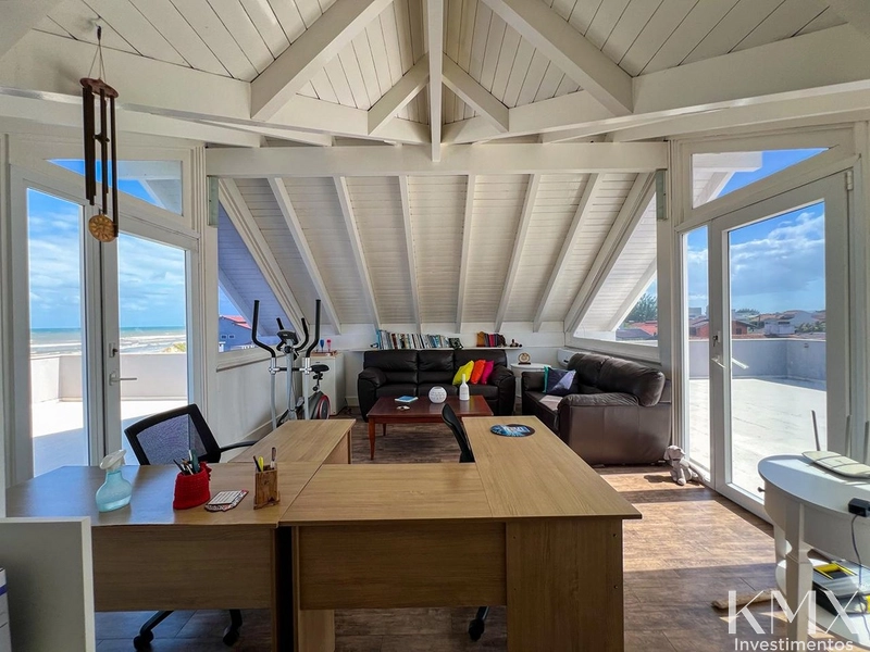 🏡✨ CASA A UMA QUADRA DO MAR COM VISTA : 14ª foto da galeria de imagens do imóvel