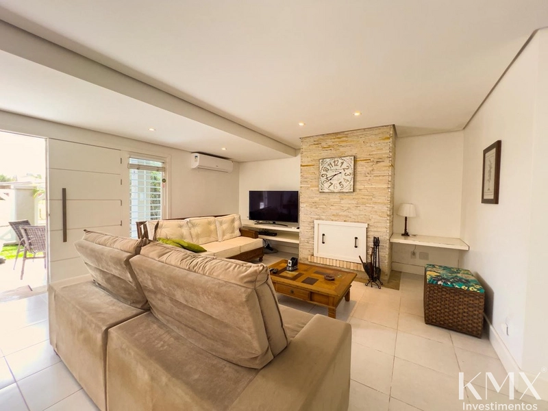 🏡✨ CASA A UMA QUADRA DO MAR COM VISTA : 31ª foto da galeria de imagens do imóvel