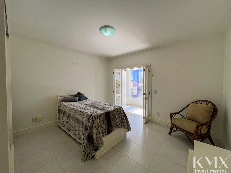 🏡✨ CASA A UMA QUADRA DO MAR COM VISTA : 22ª foto da galeria de imagens do imóvel