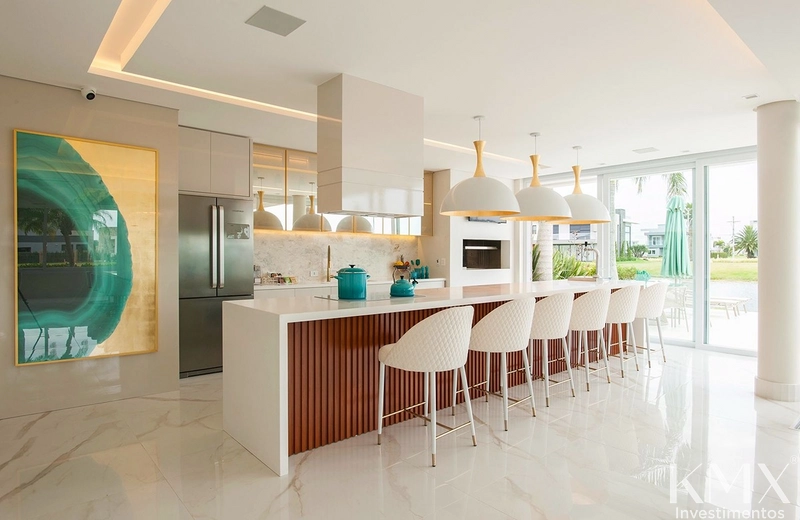 🏡 Casa de Alto Padrão à Beira-Lago: 14ª foto da galeria de imagens do imóvel