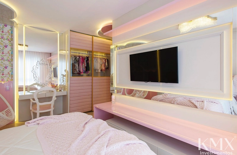 🏡 Casa de Alto Padrão à Beira-Lago: 40ª foto da galeria de imagens do imóvel