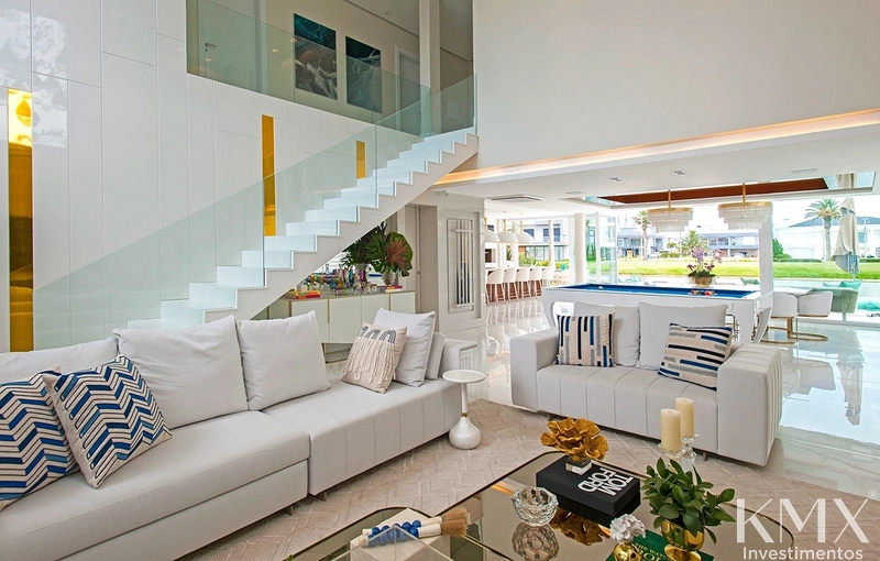 🏡 Casa de Alto Padrão à Beira-Lago: 5ª foto da galeria de imagens do imóvel