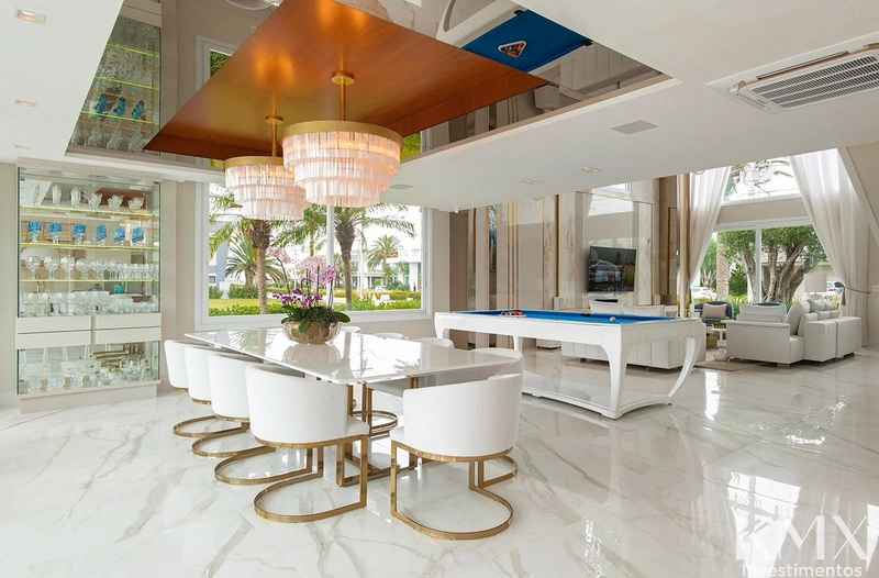 🏡 Casa de Alto Padrão à Beira-Lago: 12ª foto da galeria de imagens do imóvel