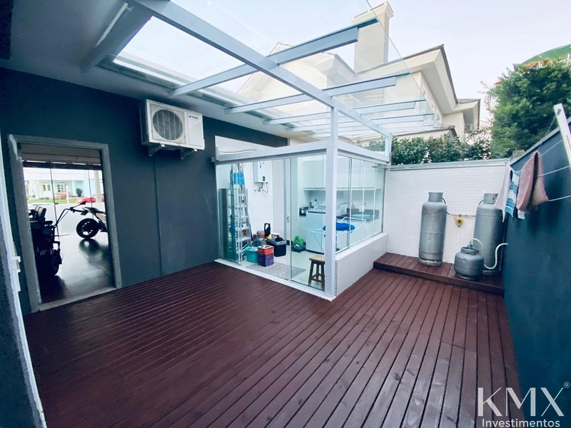 🌟 SOBRADO DE ESQUINA À VENDA NO Condado de Capão 🌟: 9ª foto da galeria de imagens do imóvel