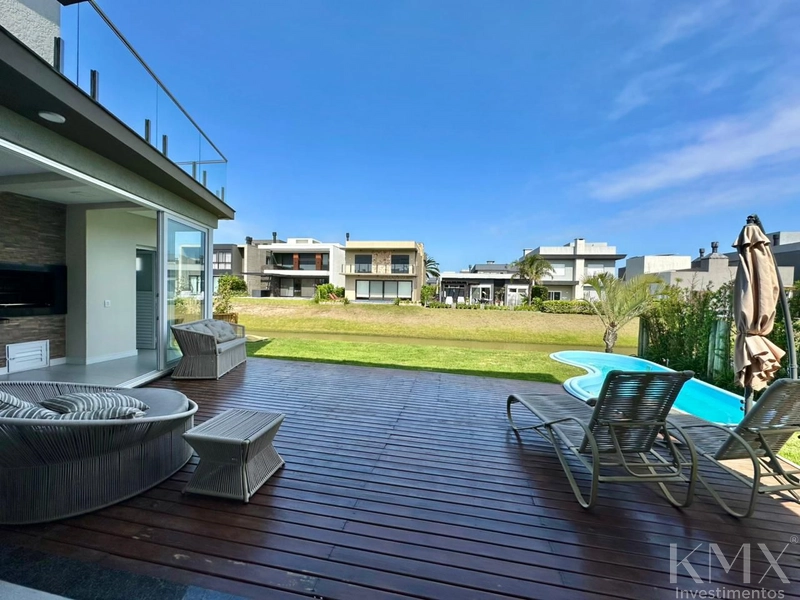 🏡✨ SOBRADO À VENDA NO CONDOMÍNIO CAPÃO ILHAS RESORT: 11ª foto da galeria de imagens do imóvel