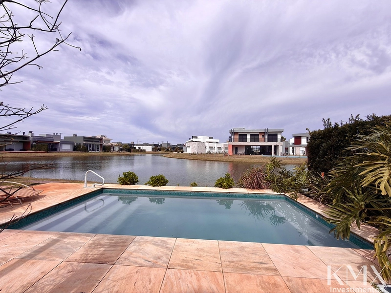 🏡✨ CASA À VENDA NO CONDOMÍNIO RIVIERA: 3ª foto da galeria de imagens do imóvel