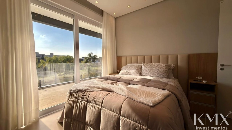 🏡✨ SOBRADO À VENDA NO CONDOMÍNIO CAPÃO ILHAS RESORT: 6ª foto da galeria de imagens do imóvel