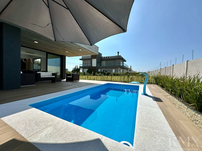 Sobrado, Condomínio Costa Serena, Capão da Canoa: 28ª foto da galeria de imagens do imóvel