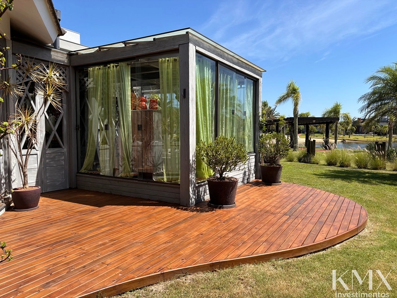 🏡✨ CASA À VENDA NO CONDOMÍNIO QUINTAS DO LAGO: 6ª foto da galeria de imagens do imóvel