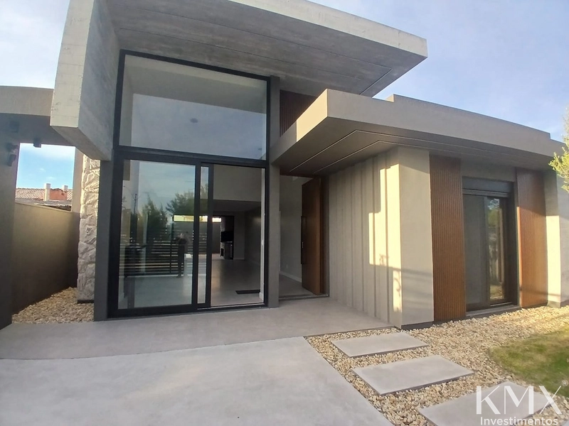 🌊🏡 CASA DE ALTO PADRÃO A APENAS 3 QUADRAS DO MAR!: 22ª foto da galeria de imagens do imóvel
