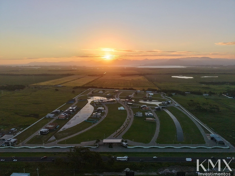 🌊 Allure Beach Condo – Exclusividade e Sofisticação: 10ª foto da galeria de imagens do imóvel