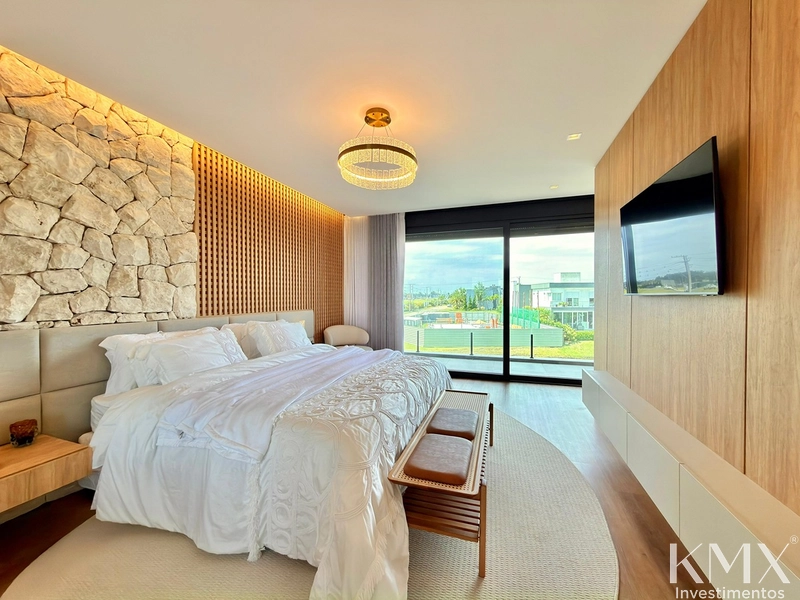 Residência de Alto Padrão – Frente ao Lago | 475m² de Área Construída: 36ª foto da galeria de imagens do imóvel