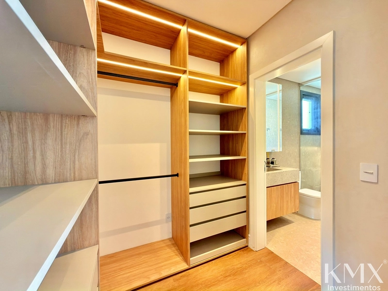 Residência de Alto Padrão – Frente ao Lago | 475m² de Área Construída: 56ª foto da galeria de imagens do imóvel