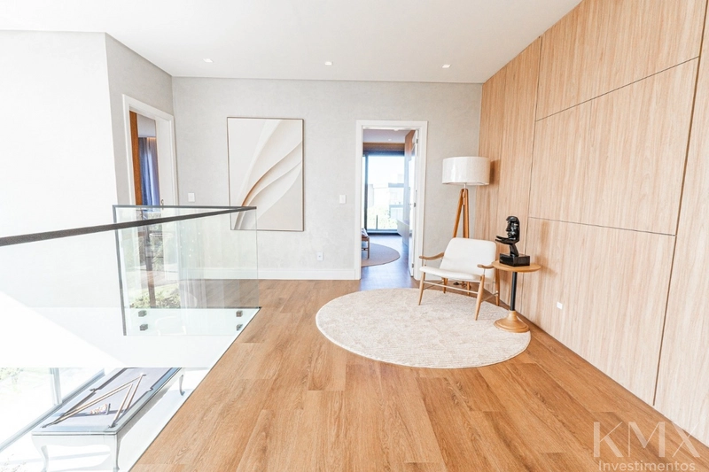 Residência de Alto Padrão – Frente ao Lago | 475m² de Área Construída: 33ª foto da galeria de imagens do imóvel