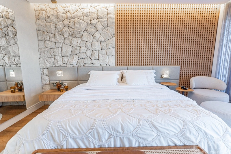 Residência de Alto Padrão – Frente ao Lago | 475m² de Área Construída: 40ª foto da galeria de imagens do imóvel