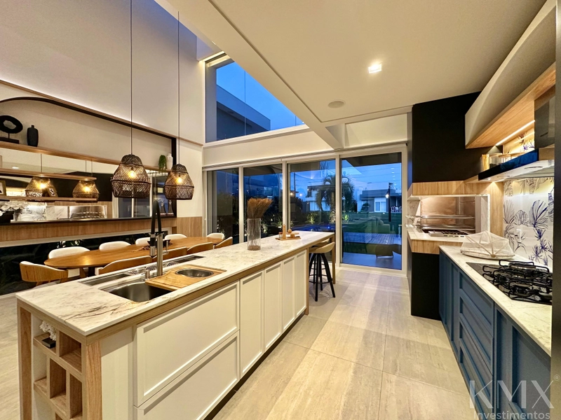 🏡✨ SOBRADO À VENDA NO CONDOMÍNIO CAPÃO ILHAS RESORT: 10ª foto da galeria de imagens do imóvel
