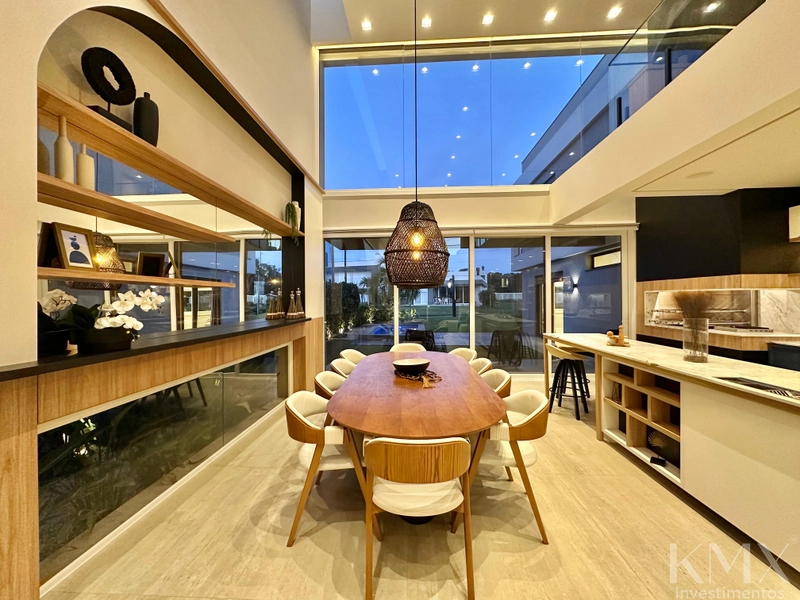 🏡✨ SOBRADO À VENDA NO CONDOMÍNIO CAPÃO ILHAS RESORT: 5ª foto da galeria de imagens do imóvel