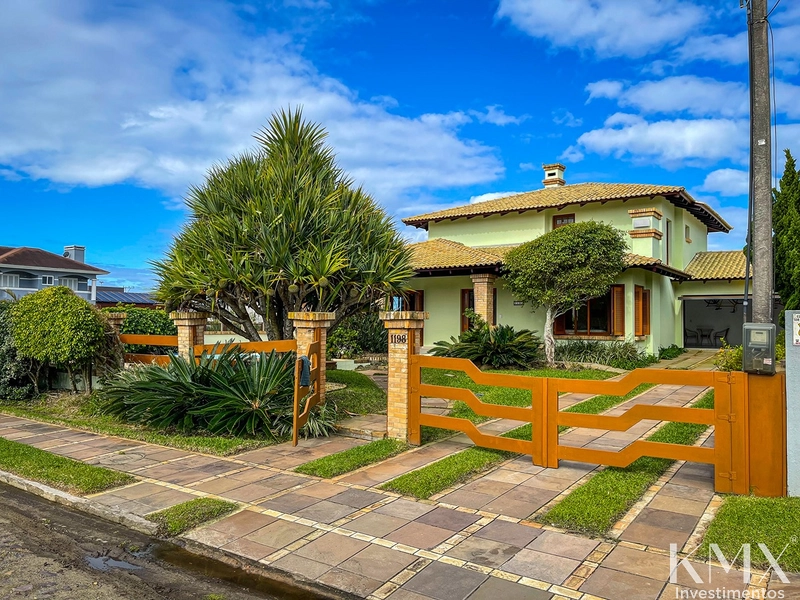CASA COM VISTA PARA O MAR E LAZER COMPLETO🌊✨: 1ª foto da galeria de imagens do imóvel