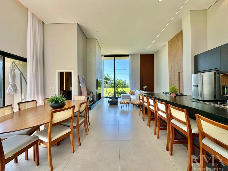 Sobrado, Condomínio Lagoa do Passo, Atlântida Sul: 4ª foto da galeria de imagens do imóvel