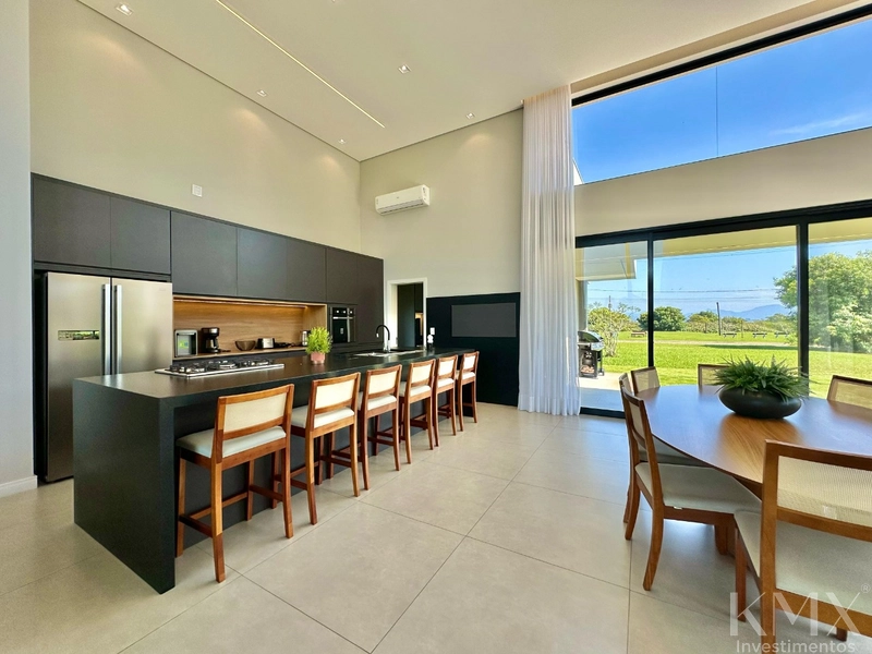 Sobrado, Condomínio Lagoa do Passo, Atlântida Sul: 5ª foto da galeria de imagens do imóvel