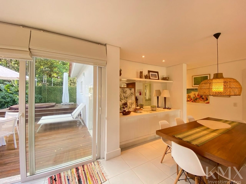 Diferenciado Sobrado Próximo ao Clube.: 7ª foto da galeria de imagens do imóvel