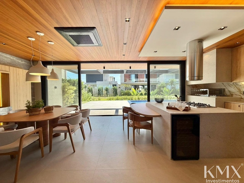 🏡✨ SOBRADO À VENDA NO CONDOMÍNIO CAPÃO ILHAS RESORT: 12ª foto da galeria de imagens do imóvel
