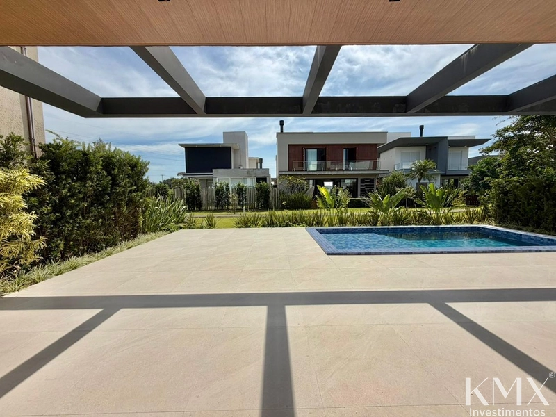 🏡✨ SOBRADO À VENDA NO CONDOMÍNIO CAPÃO ILHAS RESORT: 19ª foto da galeria de imagens do imóvel